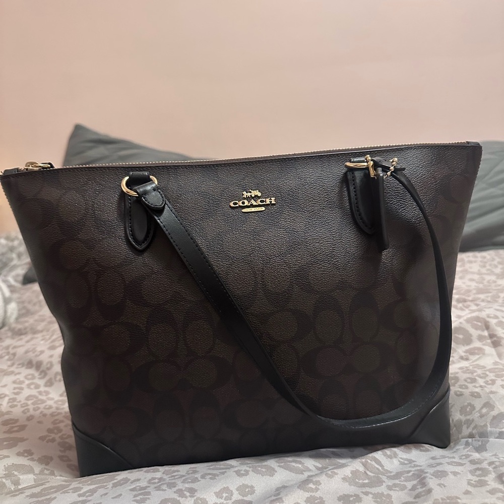 Coach Brown City Tote Bag w/Zipper